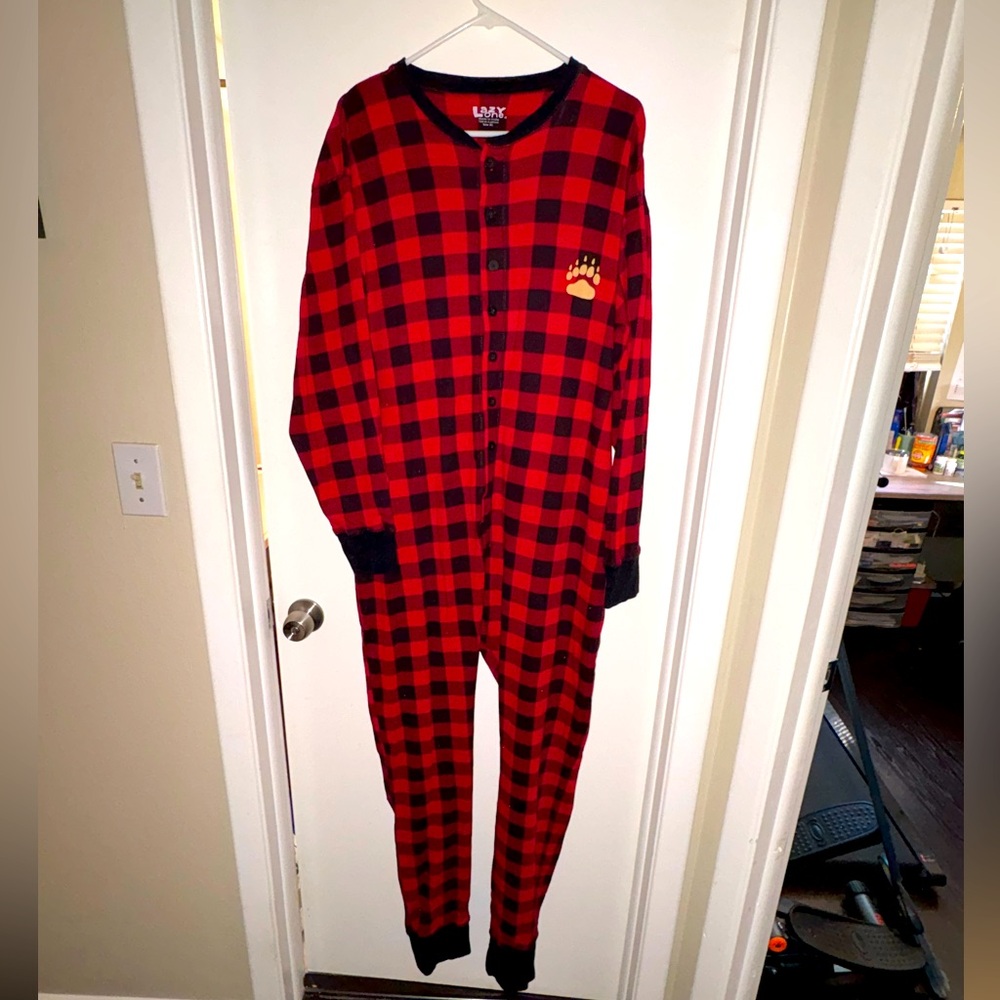 Lazy one - bear cheeks pajamas. EUC